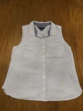 Tommy Hilfiger Seersucker Sleeveless Button Down Shirt - XL